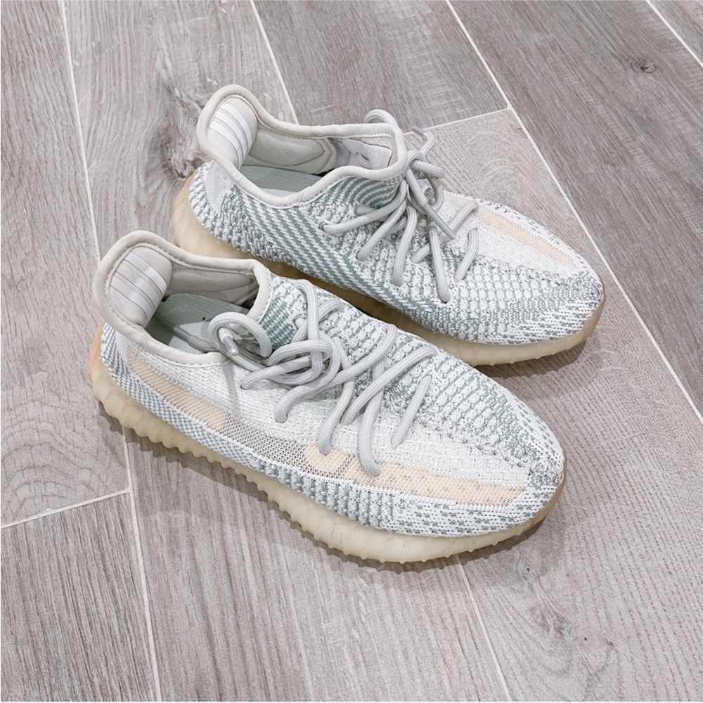 ❌SOLD❌Yeezy Boost 350 V2 Cloud White Non-Reflective - Picture 2 of 8